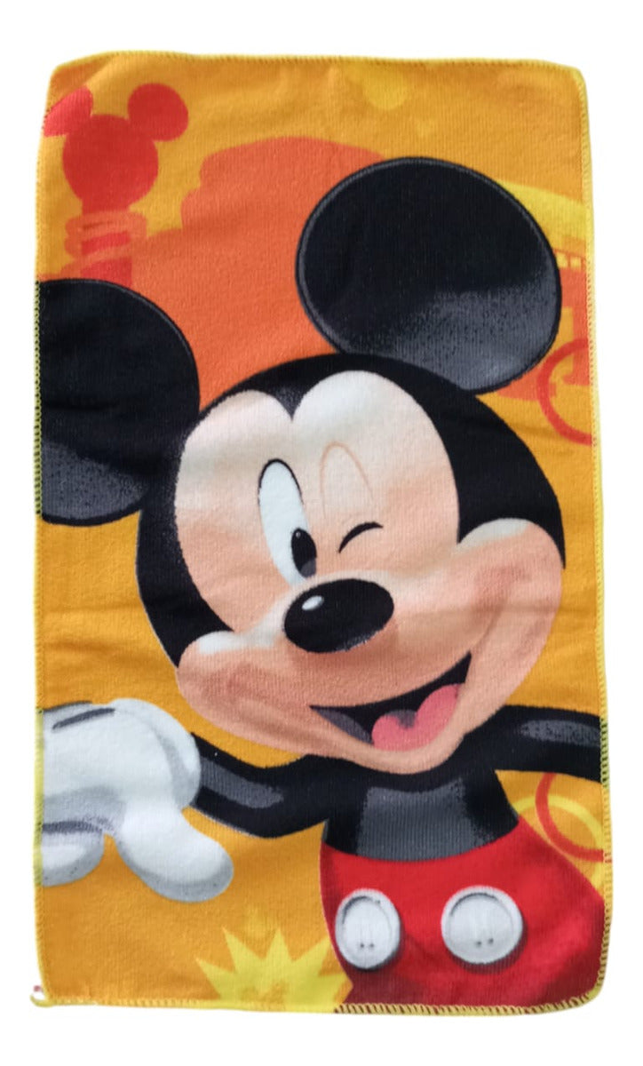 Toalla De Mano Disney Marvel Infantil Jardin Colegio 28x48